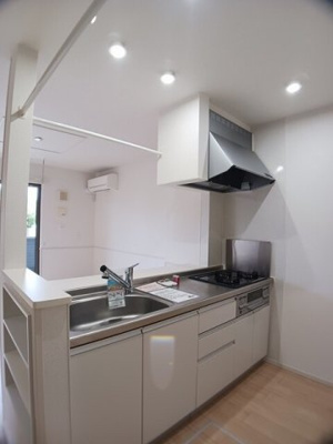 【キッチン】 | クレアⅠ | コンパクトなキッチンで掃除もラクラク