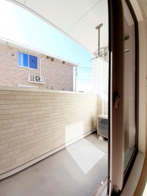 【バルコニー】 | レコルト　アクアルーチェ | バルコニーからの眺めを楽しみながら食事をしませんか