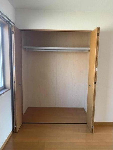 プレール菊住の洋室