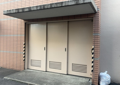 【設備】 | ライオンズマンション西橋本 | 共有部分は、住民なら誰もが使える設備のこと。例えば駐車場やエレベーター、インターネット設備、セキュリティ設備などがあります。他にも、マンションの廊下・外部階段やエントランス・ゴミ置き場などがあります。
