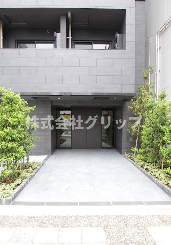 Le'a横濱桜木町のエントランス