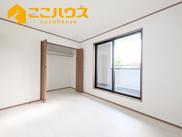 豊見城市渡橋名浜原　新築戸建て　全39区画　23号棟の洋室|【施工例】※同施工の別物件写真