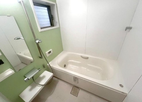 高知市六泉寺町　中古戸建ての浴室|お風呂で日々の疲れを落としましょう