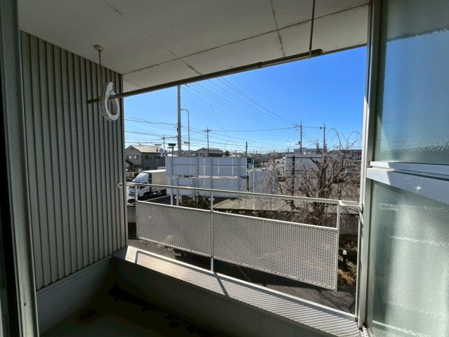 ブリリアントブルーのバルコニー