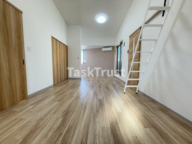 【居間・リビング】 | LUX SQUARE SHIMIZU