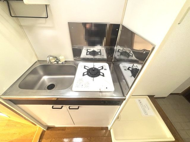 ロイヤルコート神戸岡本のキッチン