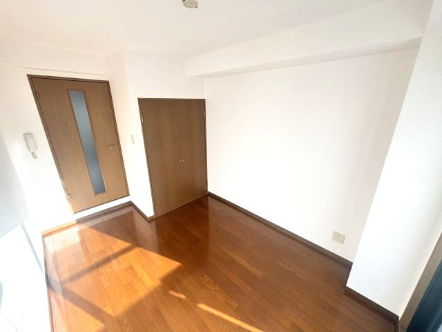 ロイヤルコート神戸岡本の寝室