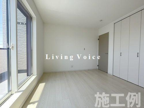 【洋室】 | 【仲介手数料０円】厚木市第3鳶尾　新築一戸建て　 | 厚木市第3鳶尾　新築一戸建て　