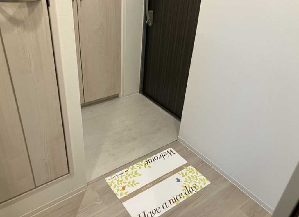 RJカーサ松陰神社　ネット無料　駅近　ペット相談の玄関