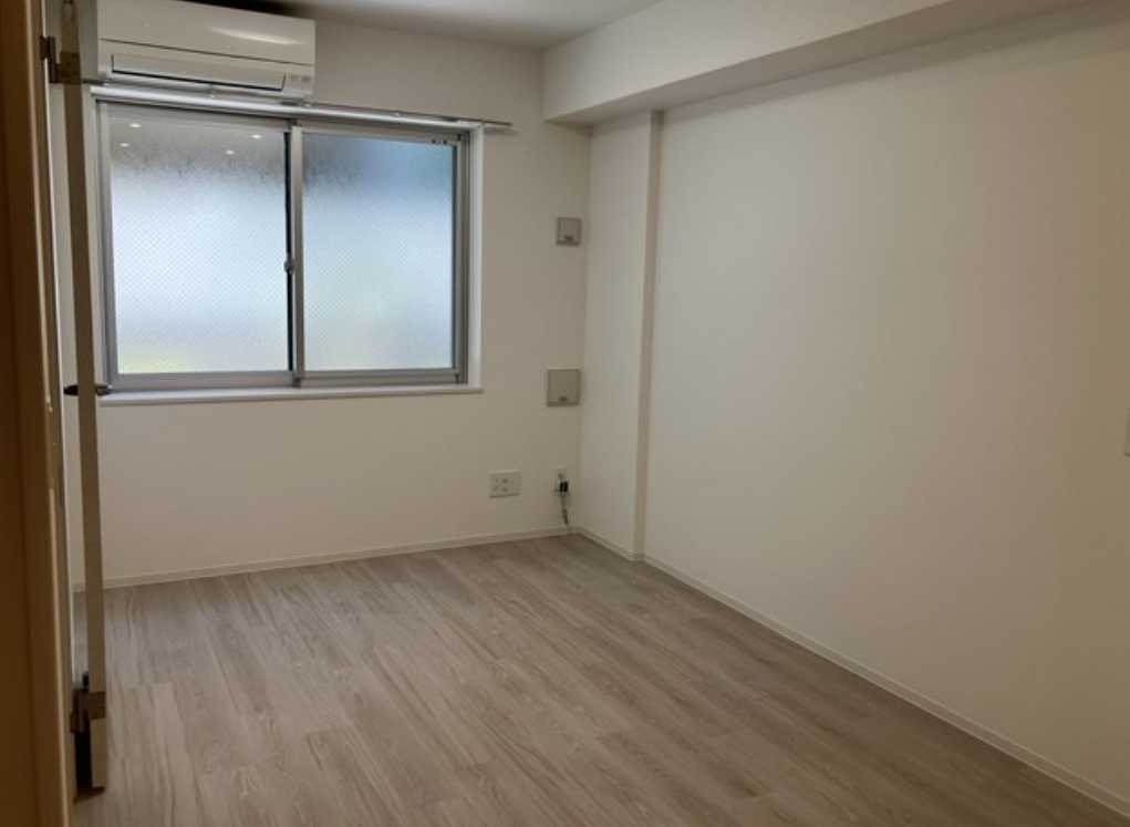 RJカーサ松陰神社　ネット無料　駅近　ペット相談の居間・リビング