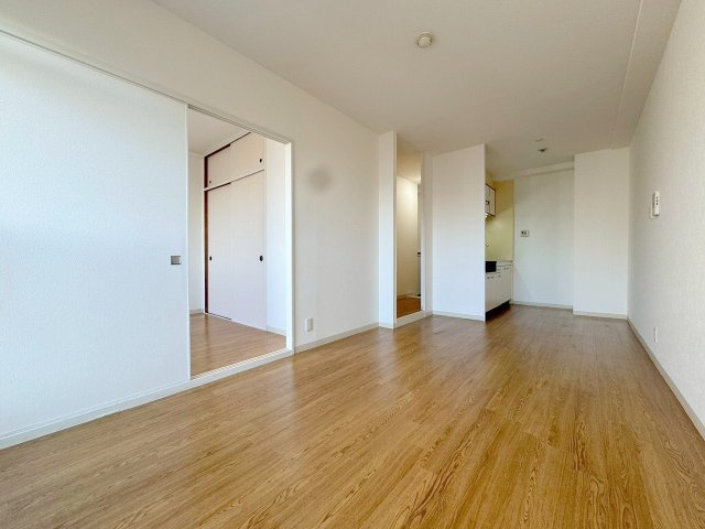 マークス豊新の居間・リビング