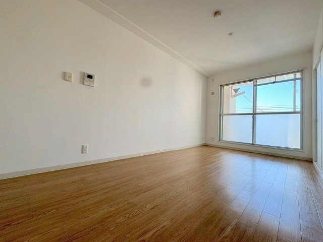 マークス豊新の居間・リビング