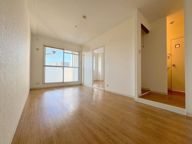 マークス豊新の居間・リビング