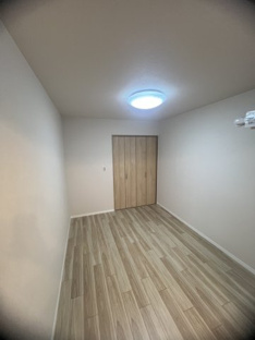 【洋室】ピアッツァコート八木駅前 