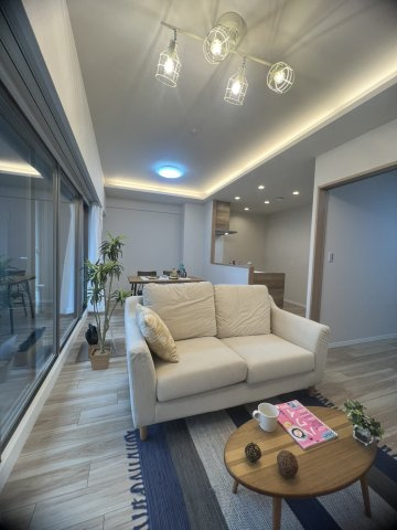 【居間・リビング】ピアッツァコート八木駅前 