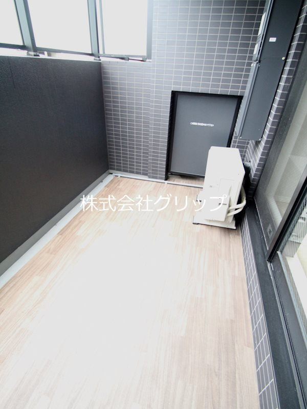 Le'a横濱天王町弐番館のバルコニー