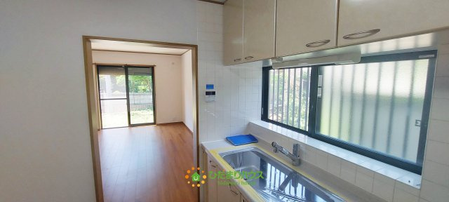 久喜市西大輪５丁目　中古一戸建てのキッチン