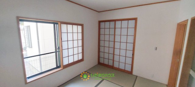 久喜市西大輪５丁目　中古一戸建ての和室