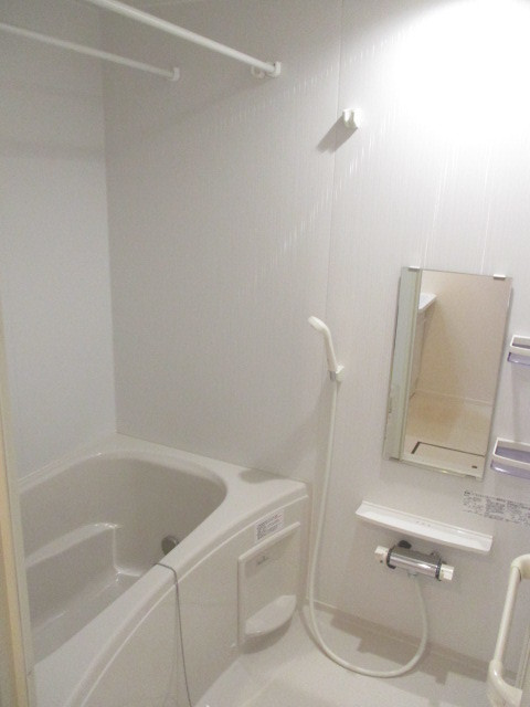 ハイム　ビバーチェの浴室|★追い焚き・乾燥機★