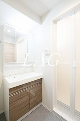 【洗面所】 | フトューロ東神田 | 洗面台です。