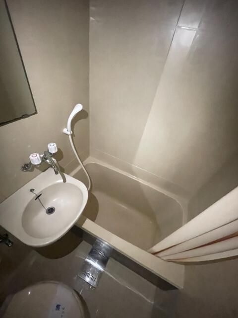 モトキハウスの洗面所