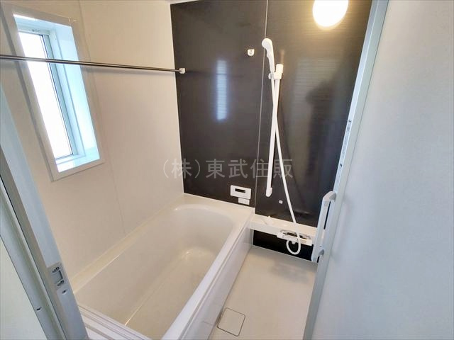 【浴室】 | 比企郡吉見町東野第２０　全３棟　３号棟 | 日々の疲れを癒すお風呂です