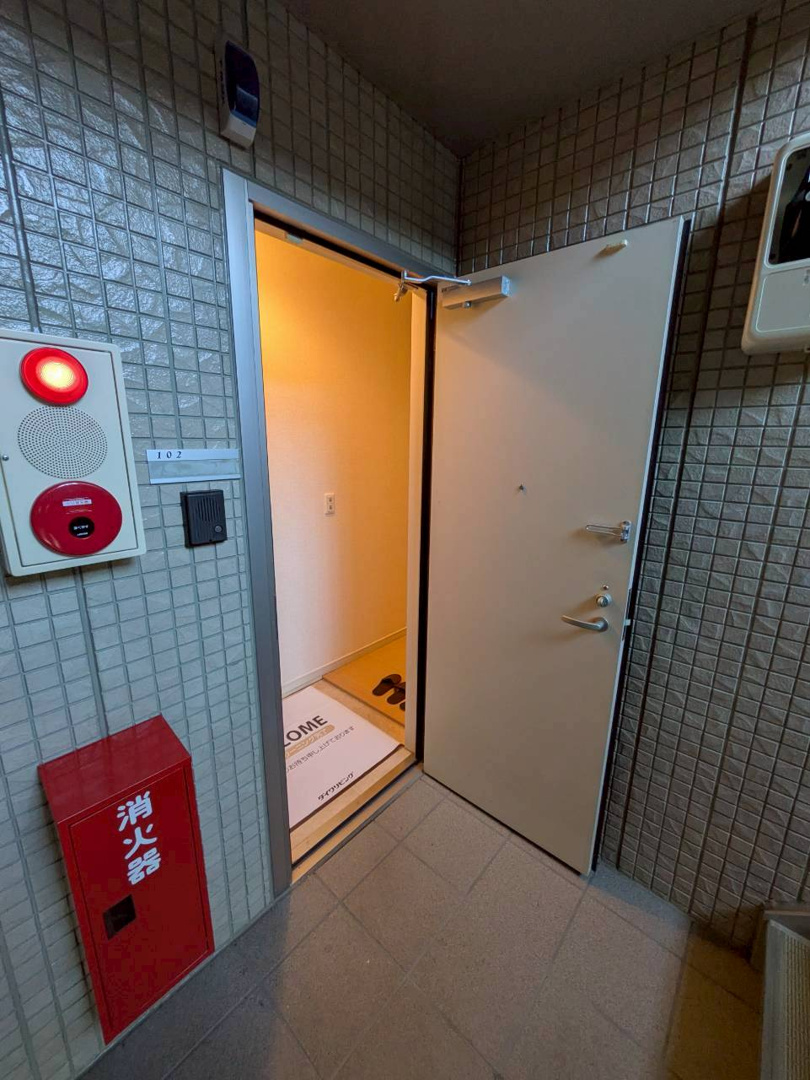 【玄関】