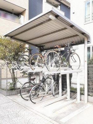 【その他共用部分】 | レフィナードソメイＢ棟 | 駐輪場です。