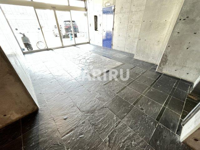 ロネスタ新深江のロビー