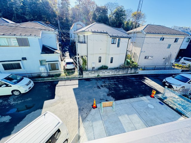松戸市中和倉新築戸建【八ヶ崎小学校：9分】の展望|バルコニーより南側眺望・南道路で日当たり良好♪