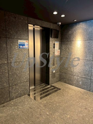 【エントランス】 | ラドゥセールお花茶屋Ⅱ