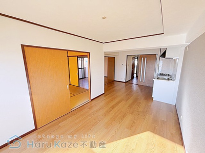 【居間・リビング】 | グランデール鶴田【名古屋市賃貸・都市ガス】