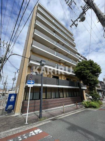 セゾンラトゥール新今里 のエントランス