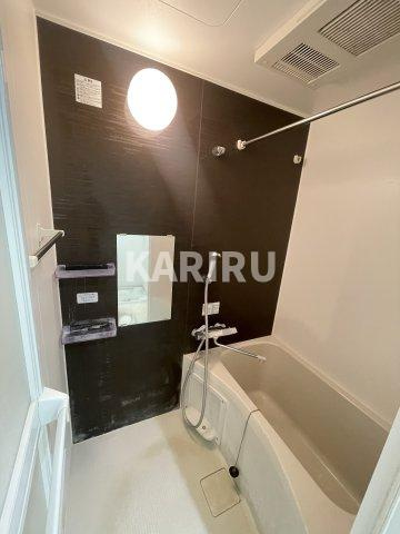 セゾンラトゥール新今里 の浴室