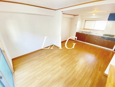 【居間・リビング】 | 北前野コーポ | 洋室のお部屋です。