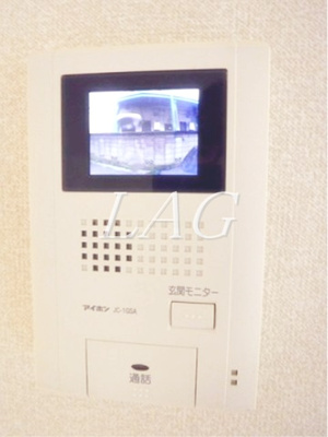 【セキュリティ】 | ジュビレ | モニター付きインターホンです。