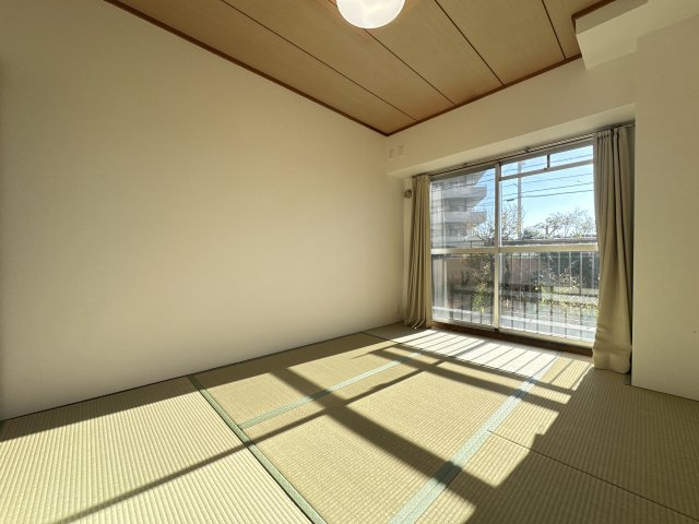 エクセランス大久保１番館の和室