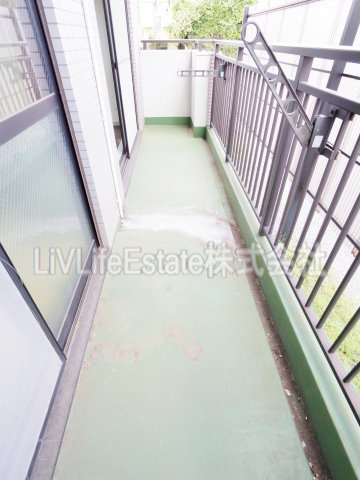 レグルスマンションのバルコニー