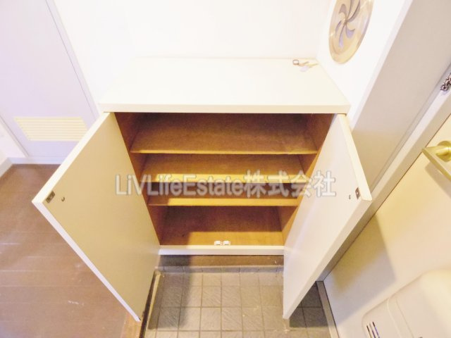 レグルスマンションの居間・リビング