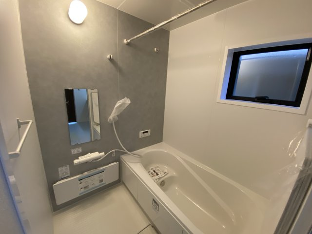 新座市石神第三　新築1棟の浴室