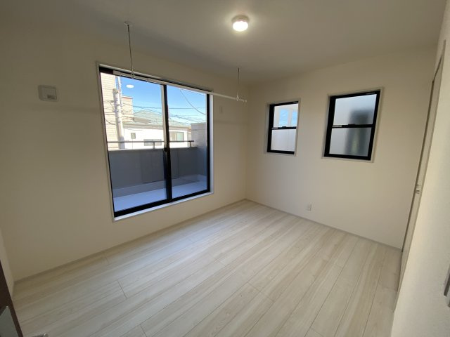 新座市石神第三　新築1棟の洋室