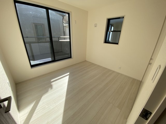 新座市石神第三　新築1棟の洋室