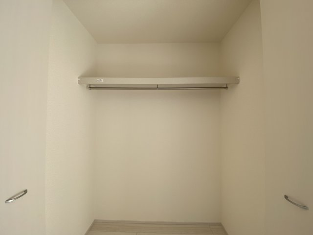 新座市石神第三　新築1棟の収納