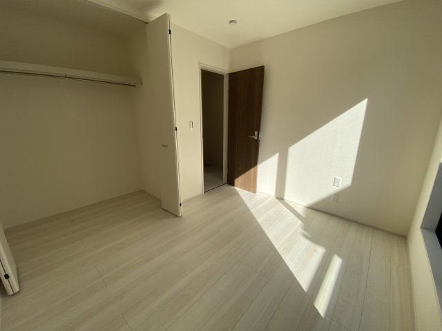 新座市石神第三　新築1棟の洋室