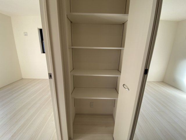 新座市石神第三　新築1棟の収納