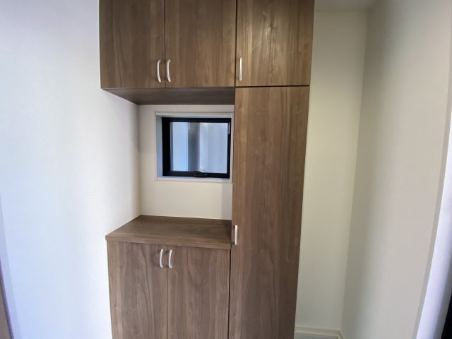 新座市石神第三　新築1棟の玄関