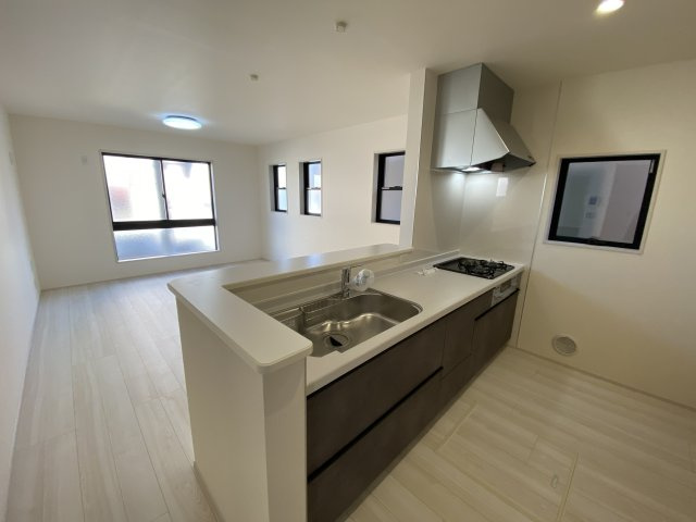 新座市石神第三　新築1棟のキッチン