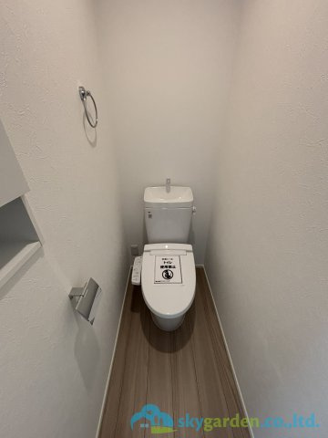 伊勢原市第3高森　新築戸建　全3棟3号棟のトイレ