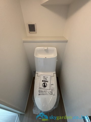 伊勢原市第3高森　新築戸建　全3棟3号棟のトイレ