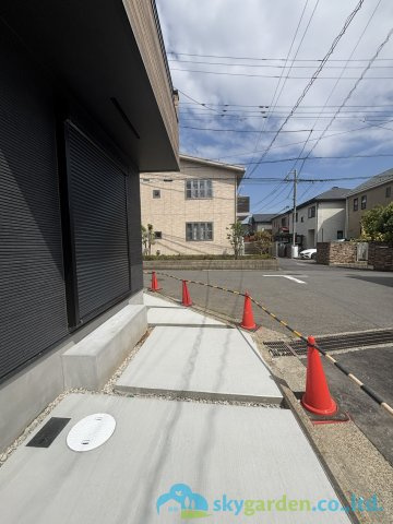 伊勢原市第3高森　新築戸建　全3棟3号棟の駐車場